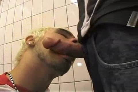 Sk8ertwinkrough Game