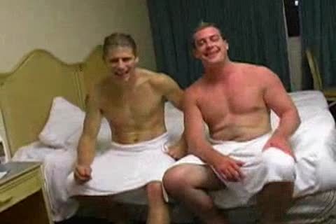 Still hawt Nonetthellos guyless