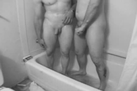 Buddies Have enjoyguyst