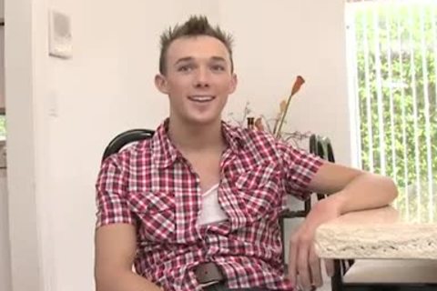 stripper get his chocolate hole Gaped By A black Pole