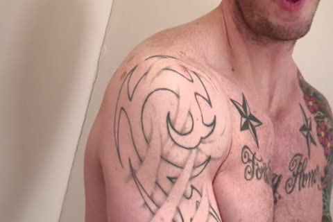 guy With shaved blowjob Is On hellos Knees deep mouthing Hard shlong