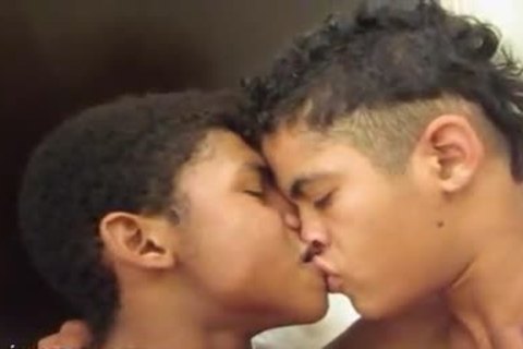 Jonnathan & AndrÃ© - juicy Hispanic twinks two