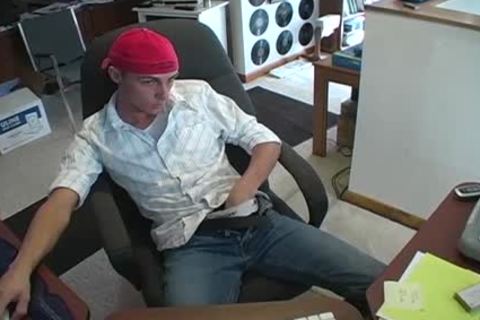 sleazy lad With A Smooth And Toned Body Jack His large 10-Pounder Off