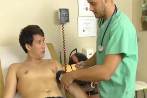 blonde Doc blows Uncut College Student