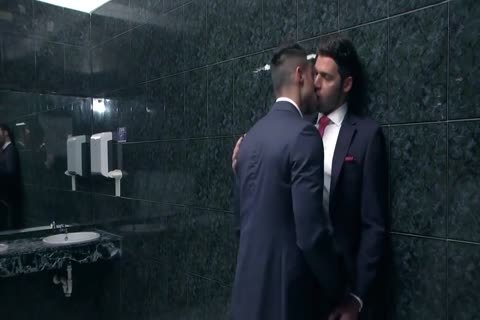 My Boss nail Me raw In WC