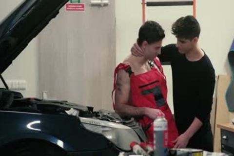 Tomas Salek & Bastian Karim (Full clip)