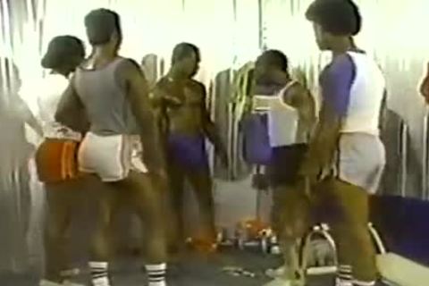 Gym Workout Turns Into BBC homo fuckfest