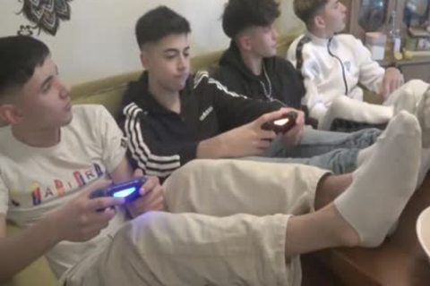 teen Foot bondman
