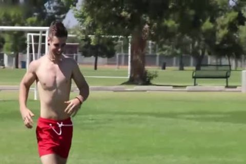 Skater lad Kellan Hartmann Jerks His enormous 10-Pounder