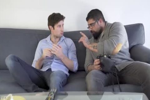 Photography Lesson - Ryan drills nails Drew Dixon