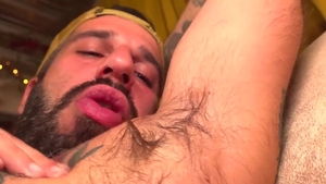 PitsAndPubes: Solo muscle and hairy Romeo Davis jack off