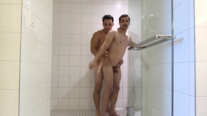 GayRoom: Ollie pounded by Erik Andrews