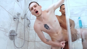 GayRoom - AJ Sloan goes in for plowing hard