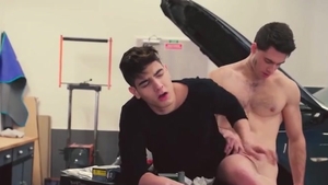 Auto Mechanic pounded A fine Client