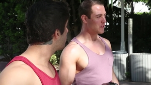 Men: Beach Huntress Eyes Hunky Larkin