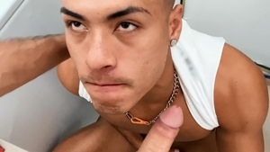 Str8 Chaser: I Want to Be in His Tight Hole