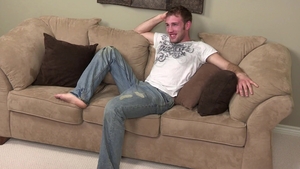 Solo: Straight Guys Find It Easy, Reid Struggles