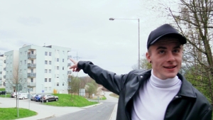Czech Hunter: Shy Waiter Learns to Love Huge Cocks