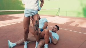 Men: Sultry Paddy Helps Justin in His Dilemma