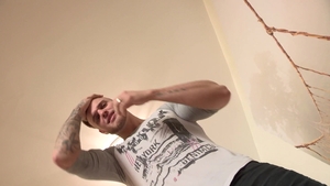 maskurbate: Up Close and Personal with Jayden