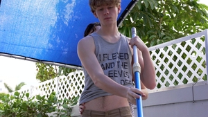 The Sun, Sand, and Twink Fingering Connection